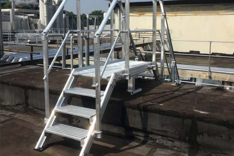 Allukemi Step Overpass Walkway